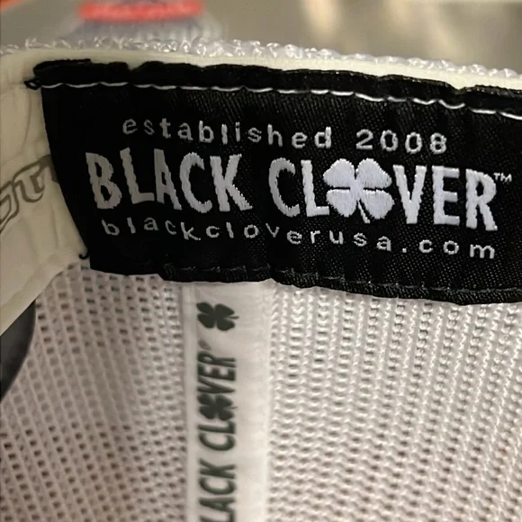 Black Clover Berkeley Tropical white mesh Size Adjustable SnapBack - Picture 7 of 9